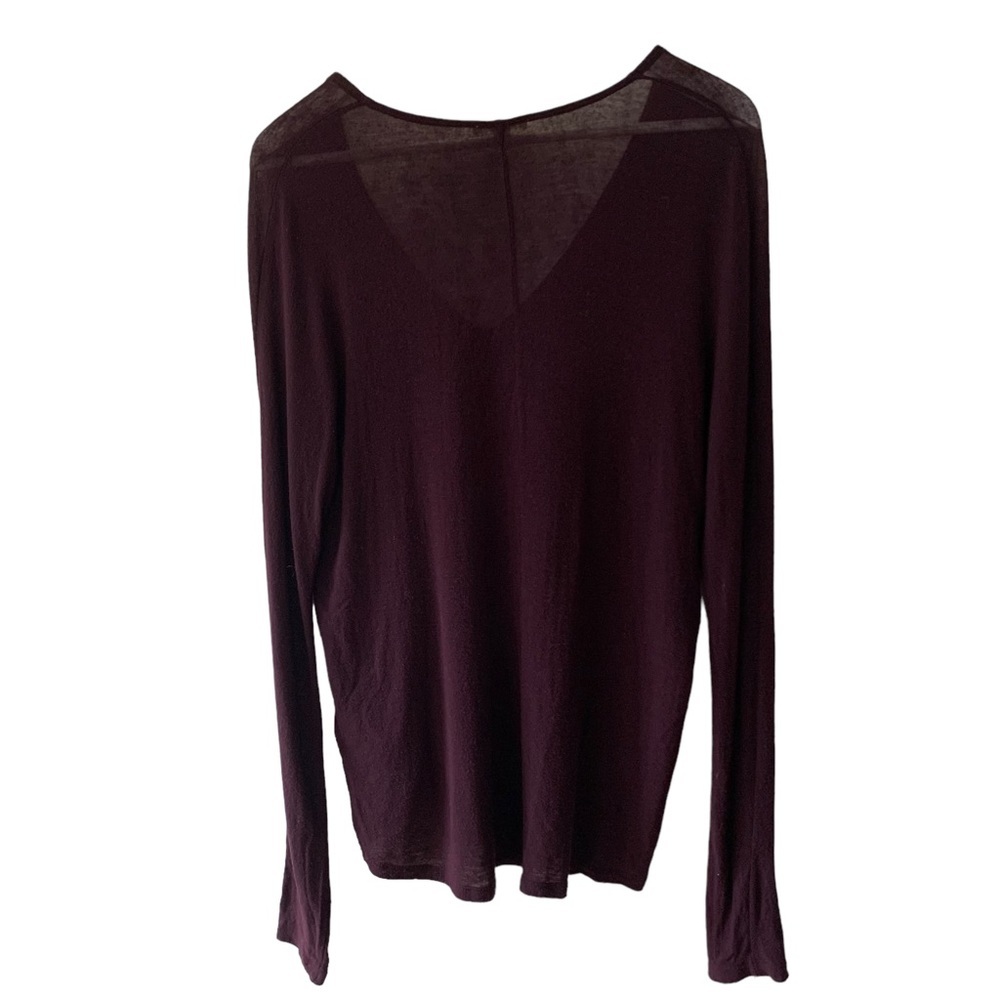 Aritzia Wilfred V-Neck Lightweight Sweater Size XS Plum Dark Purple Long Sleeves - Picture 5 of 10